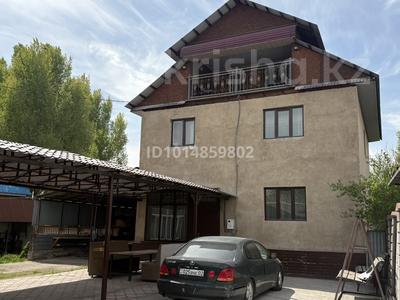 Отдельный дом · 6 комнат · 220 м² · 8.9 сот., мкр Шанырак-2, Кенжайлау 31 за 95 млн ₸ в Алматы, Алатауский р-н