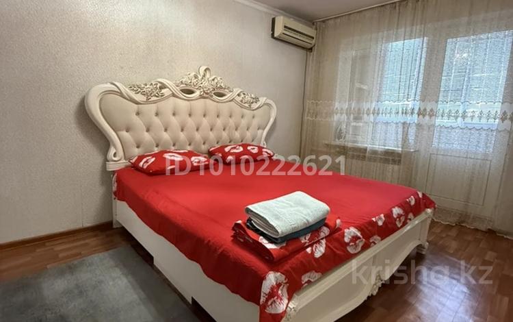 2-комнатная квартира · 65 м² · 4/5 этаж, Привокзальный 3а 6а — Возле Мурагера за 10 000 ₸ в Атырау, мкр Привокзальный-3А — фото 6
