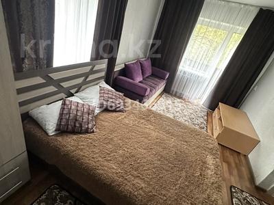 1-бөлмелі пәтер, 40 м², 4/5 қабат тәулігіне, мкр Новый Город, Нуркен Абдирова 7, бағасы: 9 000 〒 в Караганде, Казыбек би р-н