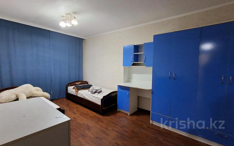 4-бөлмелі пәтер · 82 м² · 4/5 қабат, Назарбаева 122 — Кабанбай батыра, бағасы: 250 000 ₸ в Талдыкоргане — фото 2