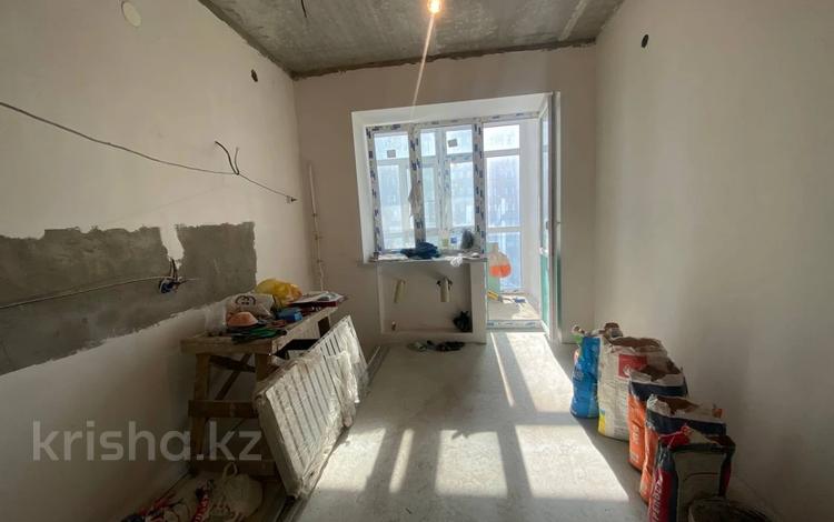 1-бөлмелі пәтер · 50 м² · 3/9 қабат, мкр. Алтын орда, Алии Молдагуловой, бағасы: 21 млн ₸ в Актобе — фото 2