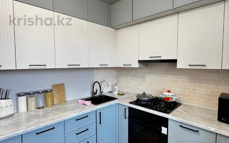 2-бөлмелі пәтер · 54 м² · 5/5 қабат, Богенбай Батыра — Шафик Чокина, бағасы: 45.9 млн ₸ в Алматы, Алмалинский р-н — фото 18