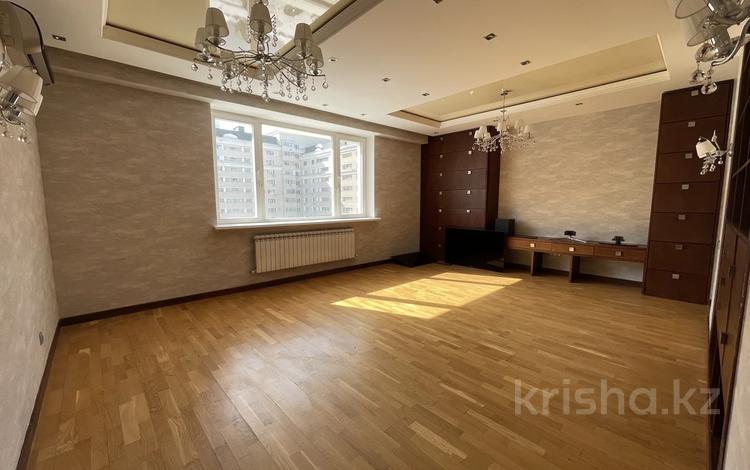 4-бөлмелі пәтер · 166.5 м² · 8/10 қабат, Достык 14, бағасы: 88 млн ₸ в Астане, Есильский р-н — фото 2