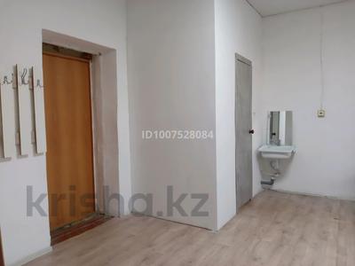 1 комната · 27 м² · 2/3 этаж, Украинская 218а — Магазин Для Вас за 80 000 〒 в Петропавловске