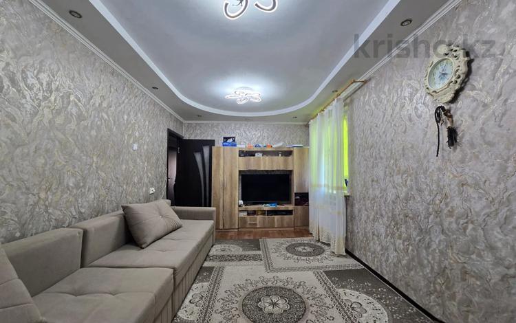 3-бөлмелі пәтер · 63 м² · 4/5 қабат, ул. Абая, бағасы: 12.5 млн ₸ в Темиртау — фото 3