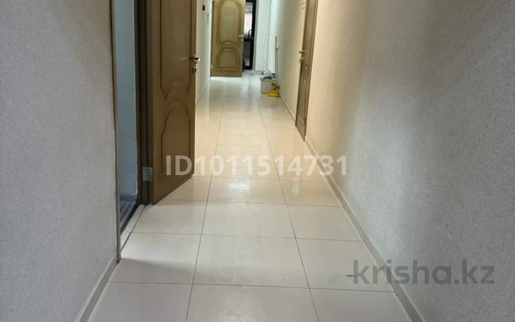 Офисы, образование, кабинеты и рабочие места, студии · 65 м² за 422 500 ₸ в Астане, Сарыарка р-н — фото 4