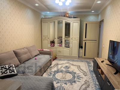 Продажа квартир в Алматы: 1-комнатная квартира · 40 м² · 5/5 этаж, мкр Саялы 35 — ул Аккайнар за 26 млн 〒 1-комнатная квартира · 40 м² · 5/5 этаж, мкр Саялы 35 — ул Аккайнар за 26 млн 〒 в Алматы, Алатауский р-н