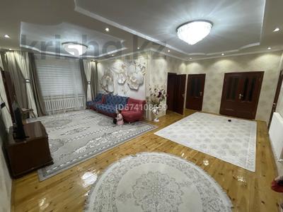 Отдельный дом • 7 комнат • 200 м² • 10 сот., Асанбай Алатау көшесі 60 — Бақдаулет мазагин за 40 млн 〒 в Туркестане