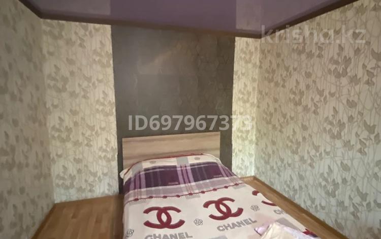 1-комнатная квартира · 28 м² · 2/5 этаж, 343 квартал 2 за 7 000 ₸ в Семее — фото 2