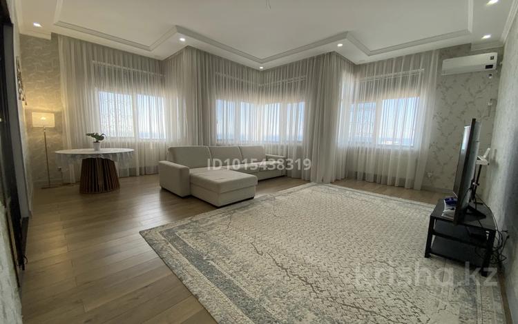 4-комнатная квартира · 140 м² · 10/19 этаж, 7-й мкр, Мкр.7а 20 за 67 млн ₸ в Актау — фото 2