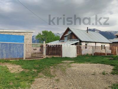 Отдельный дом · 1 комната · 35 м² · 10 сот., Урожайная за 8 млн 〒 в Риддере