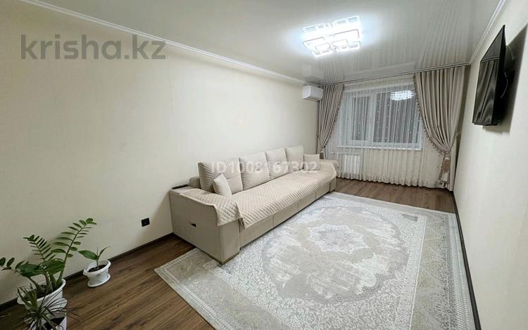 3-комнатная квартира · 77.6 м² · 4/5 этаж, Ж.Кизатова — ... за 36 млн ₸ в Петропавловске — фото 2