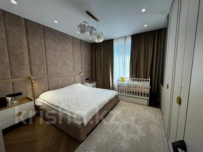 4-комнатная квартира · 140 м² · 19 этаж, Тауелсиздик 56/2 за 1.7 млн ₸ в Астане, Сарайшык р-н