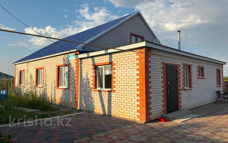 Жеке үй · 5 бөлме · 176 м² · 10 жүзд., Жилой массив магаджан 83, бағасы: 38 млн ₸ в Актобе, жилой массив Заречный-1 — фото 2