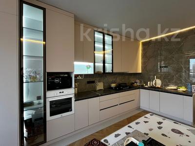 4-бөлмелі пәтер · 160 м² · 4/10 қабат, мкр. Алтын орда, бағасы: 90 млн ₸ в Актобе