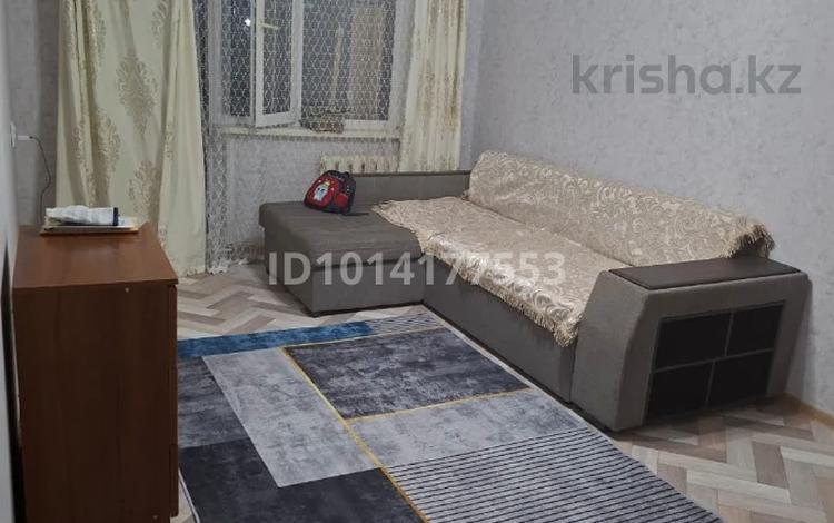 2-комнатная квартира · 52 м² · 4/5 этаж, Майкудук, 14й микрорайон 9 за 130 000 ₸ в Караганде, Алихана Бокейханова р-н — фото 3