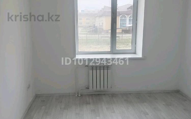 3-бөлмелі пәтер · 74.5 м² · 2/9 қабат, Қарағайлы 58д, бағасы: 150 000 ₸ в Семее — фото 2
