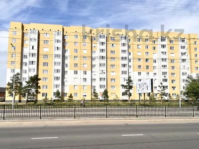 2-комнатная квартира, 63 м², 2/9 этаж помесячно, Н. Назарбаева 233 за 180 000 〒 в Павлодаре