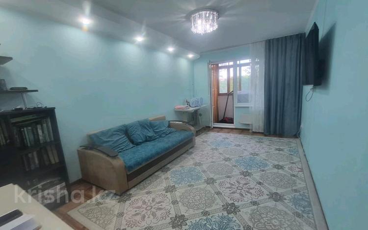 3-бөлмелі пәтер · 62 м² · 3/5 қабат, Жастар, бағасы: 18 млн ₸ в Талдыкоргане, мкр Жастар — фото 2