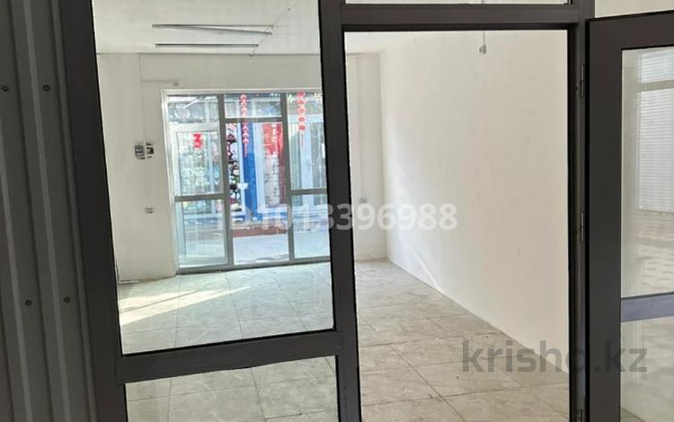 Еркін, дүкендер мен бутиктер, қоймалар · 25 м², бағасы: 3.3 млн ₸ в Шымкенте, Абайский р-н — фото 3