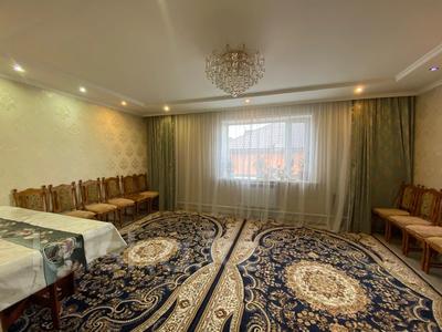 Продажа домов и дачи в Карагандинской обл.: Отдельный дом · 5 комнат · 214 м² · 10 сот., мкр Кунгей , ул. Куанышбаева за 60 млн 〒 Отдельный дом · 5 комнат · 214 м² · 10 сот., мкр Кунгей , ул. Куанышбаева за 60 млн 〒 в Караганде, Казыбек би р-н