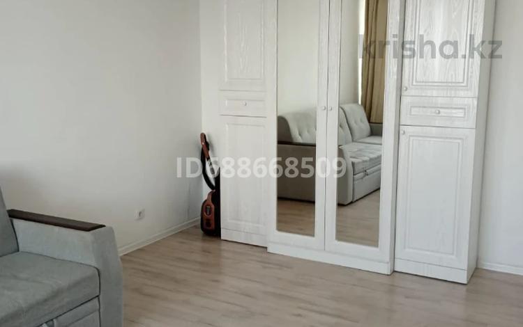 1-комнатная квартира · 35.5 м² · 13/14 этаж, Кайым Мухамедханова 17 за 190 000 ₸ в Астане, Есильский р-н — фото 3