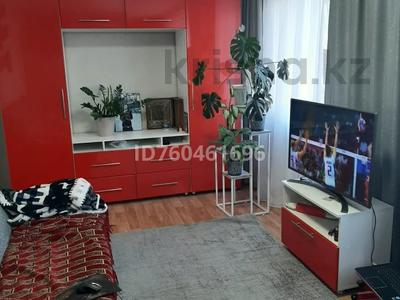 4-комнатная квартира · 80.2 м² · 3/5 этаж, Майкудук, 16 й микрорайон 49 за 20 млн 〒 в Караганде, Алихана Бокейханова р-н