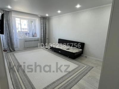 1-бөлмелі пәтер · 32.2 м² · 5/5 қабат, 4 микрорайон 7, бағасы: 5 млн ₸ в Алге