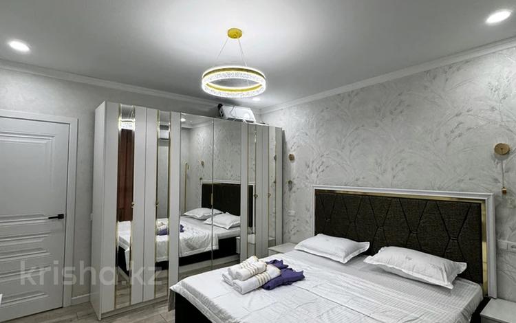 2-комнатная квартира · 70 м² · 9/9 этаж, мкр Шугыла 340/35 за 25 000 ₸ в Алматы, Наурызбайский р-н — фото 2