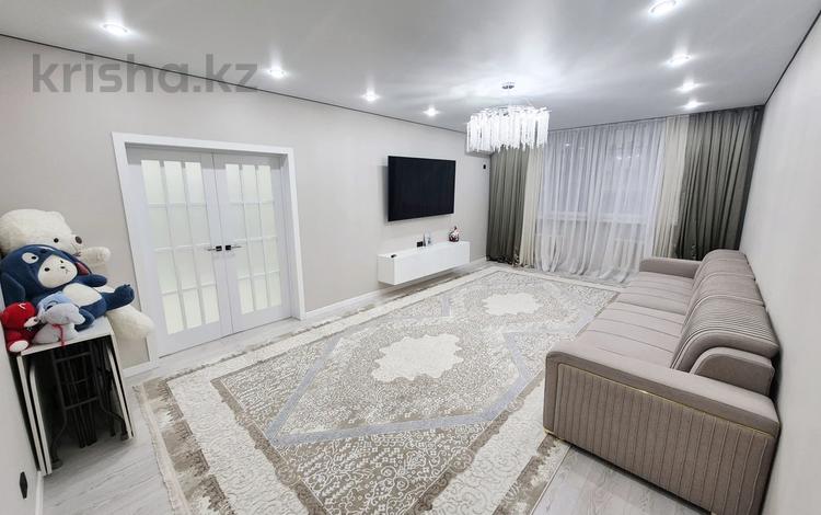 2-бөлмелі пәтер · 93 м² · 3/16 қабат, мкр Шугыла, Жуалы, бағасы: 44.8 млн ₸ в Алматы, Наурызбайский р-н — фото 2