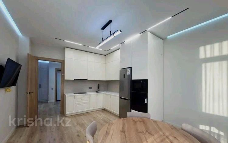2-комнатная квартира · 80 м² · 8 этаж, ул. Акмешит 1блок3 за 650 000 〒 в Астане, Есильский р-н — фото 2