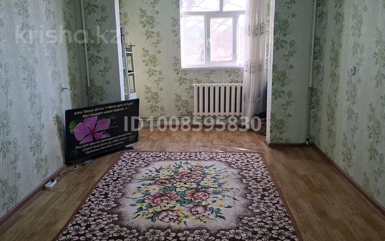 2-бөлмелі пәтер · 54 м² · 2/5 қабат, Толеби 61, бағасы: 12 млн ₸ в Кентау — фото 2