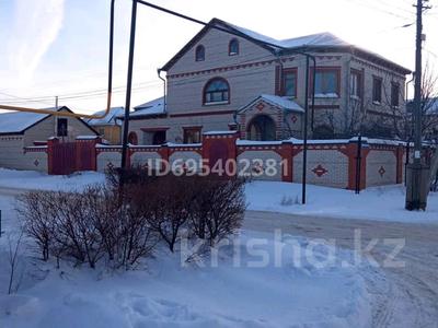 Отдельный дом · 7 комнат · 500 м² · 10 сот., Кеменгер — 5-поликника за 110 млн 〒 в Уральске