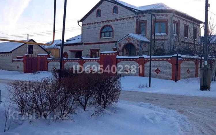 Отдельный дом · 7 комнат · 500 м² · 10 сот., Кеменгер — 5-поликника за 110 млн 〒 в Уральске — фото 2