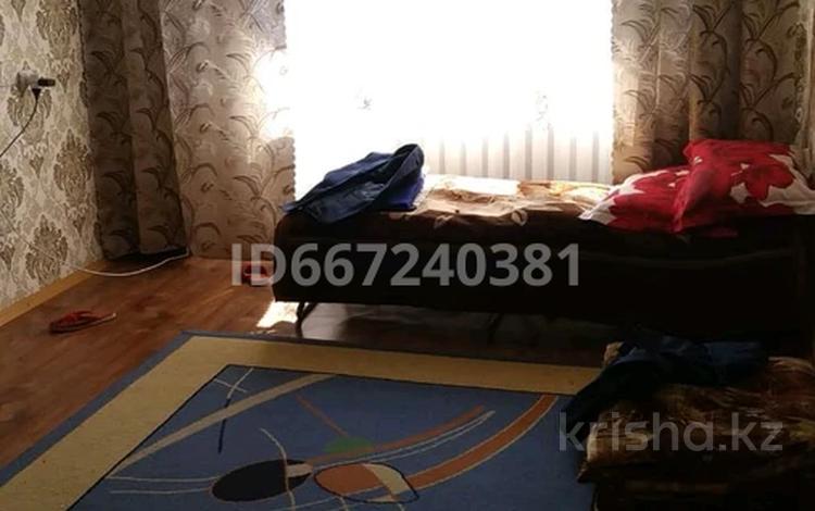 1-бөлмелі пәтер · 33 м² · 2/5 қабат, улица Алтынсарина 16, бағасы: 11 млн ₸ в Уральске — фото 2