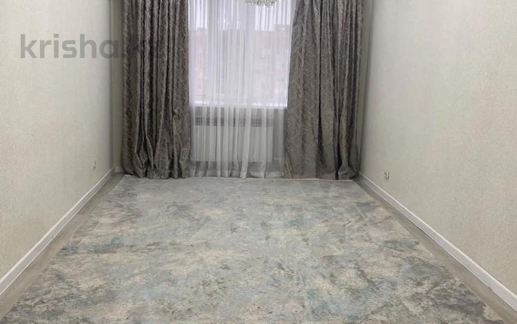 3-комнатная квартира · 86.3 м² · 8/9 этаж, мкр. Алтын орда, пр алии Молдагуловой за 36.6 млн ₸ в Актобе — фото 2