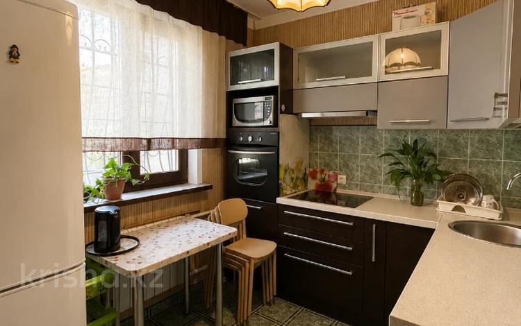 3-комнатная квартира · 70 м² · 2/12 этаж, Бектурова 78 за 400 000 ₸ в Алматы, Медеуский р-н — фото 15