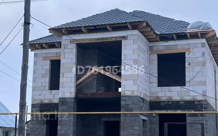 Отдельный дом · 7 комнат · 240 м² · 10 сот., мкр. Зачаганск пгт — Ул.Дулатова за 39 млн ₸ в Уральске — фото 2