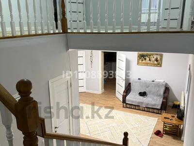 Жеке үй · 6 бөлме · 242 м² · 8 сот., мкр 12 — Алмас Кылыш, бағасы: 73 млн ₸ в Актобе