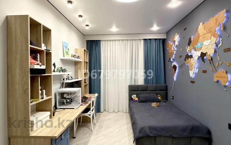 4-комнатная квартира · 165 м² · 17/22 этаж, Нажимеденова 10/1 — Тауелсиздик за 85 млн ₸ в Астане, Алматы р-н — фото 31