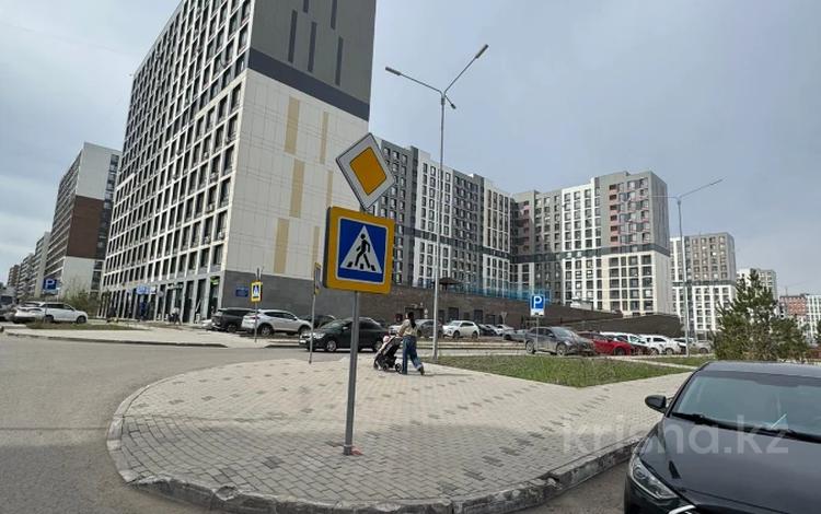 Еркін, кеңселер, дүкендер мен бутиктер, сұлулық салондары, медорталықтар мен дәріханалар, білім орталықтары · 91 м², бағасы: 125.8 млн ₸ в Астане, Нура р-н — фото 2