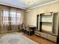 2-комнатная квартира · 52 м² · 7/9 этаж, мкр Аксай-4 82 за 39.5 млн ₸ в Алматы, Ауэзовский р-н — фото 2