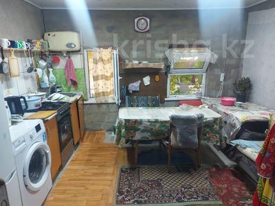 Отдельный дом · 4 комнаты · 100 м² · 7.3 сот., Школьная 3 за 15 млн 〒 в Есик