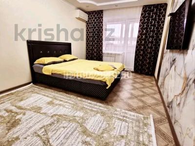 1-комнатная квартира · 77 м² · 10/10 этаж, мкр Женис 8/1 — Тд Азия Мол. тд. Орал. Новая площадь. за 10 000 ₸ в Уральске