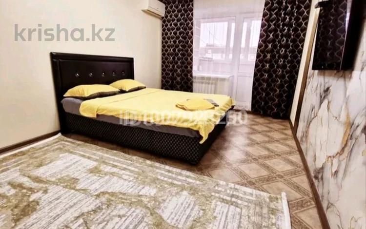 1-бөлмелі пәтер · 77 м² · 10/10 қабат, мкр Женис 8/1 — Тд Азия Мол. тд. Орал. Новая площадь., бағасы: 10 000 ₸ в Уральске — фото 2
