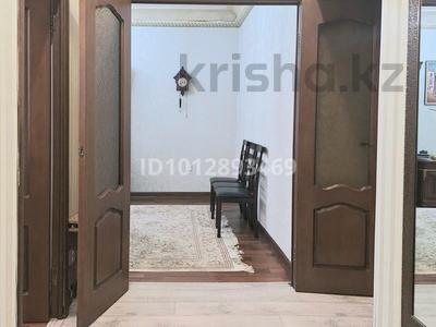 3-бөлмелі пәтер · 73 м² · 2/9 қабат, мкр Аксай-4 70, бағасы: 320 000 ₸ в Алматы, Ауэзовский р-н