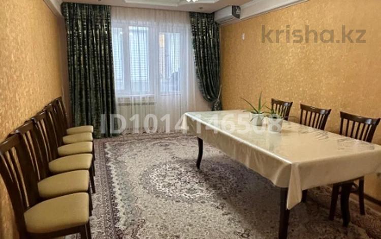 3-бөлмелі пәтер · 80.9 м² · 5/5 қабат, Нұрсая ш/а., Р. Габдиева 40, бағасы: 26 млн ₸ в Атырау, мкр Нурсая — фото 2