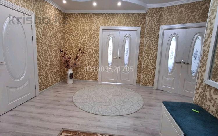 4-бөлмелі пәтер · 135 м² · 4/10 қабат, Молдагуловой 58/7 — Облгаи, бағасы: 46 млн ₸ в Актобе — фото 2