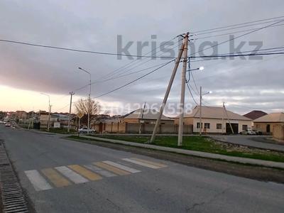 Жеке үй · 4 бөлме · 100 м² · 8 сот., мкр Самал-3, Тауекел хан 5 5 — Тауекел хан, бағасы: 23.5 млн ₸ в Шымкенте, Абайский р-н