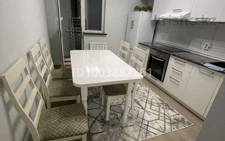 1-бөлмелі пәтер · 40 м² · 7/14 қабат, Ақбұлақ ш/а. 83/52, бағасы: 200 000 ₸ в Алматы, Алатауский р-н — фото 3